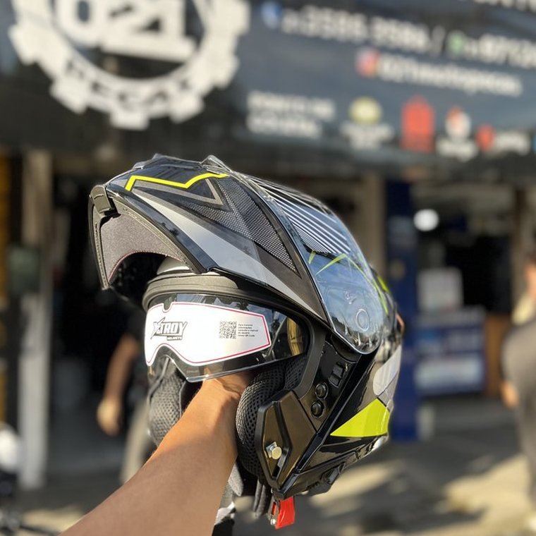 Capacete X-Troy Escamoteável Neon, cor Preto/Amarelo, linha X-Troy — 021 Moto Peças Vargem Pequena RJ